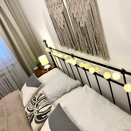 דירה Audrey Hepburn Cathedral View Location Air Conditioned ברטיסלאבה