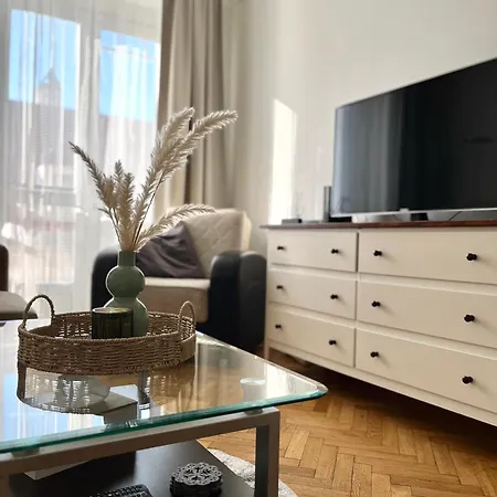 Audrey Hepburn Apartment Cathedral View Top Location Air Conditioned Apartment Bratislava