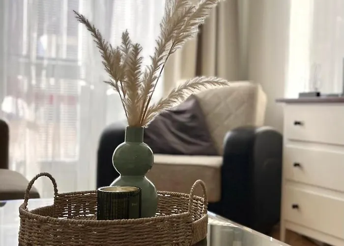 Audrey Hepburn Cathedral View Location Air Conditioned Appartement